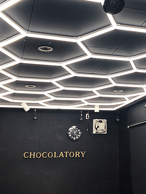 ブラックブース